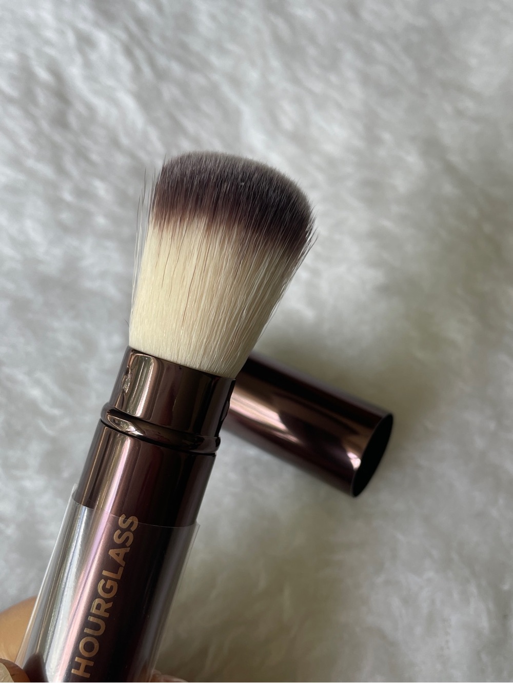 Hourglass Retractable Foundation Brush - New In Box